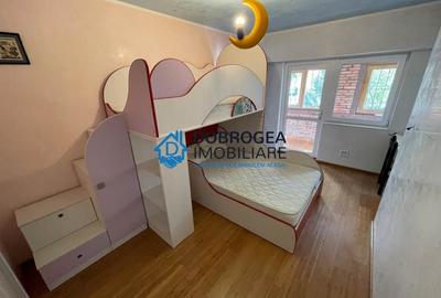 Apartament cu 3 camere decomandat, mobilat în Babadag - 5
