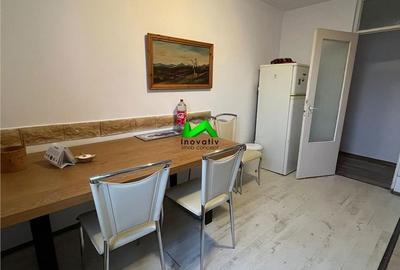 Apartament cu 3 camere decomandat în Ștrand - 4