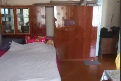 Ofer spre inchiriere garsoniera complet mobilata si utila in zona Sun Plaza - 1