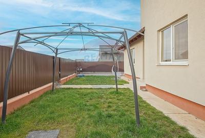 Casa pe parter cu incalzire in pardoseala - Sanpetru, zona Lempes - 32
