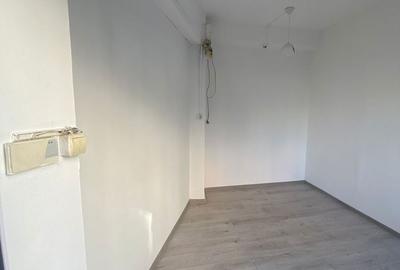 Spațiu comercial, de 8 mp, în Central - 1