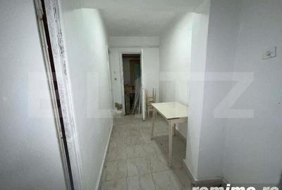 Garsonieră decomandată în Debarcader - 3