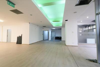 Spațiu comercial, de 330 mp, în Nicolina - 3