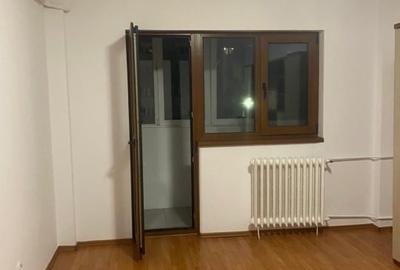 Proprietar,Vand 2 camere,doua balcoane B-dul Chisinau-stradal/5 minute Mega Mall - 2