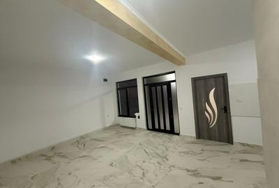 Casă individuală cu 3 camere cu Canalizare în Central - 7