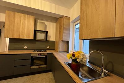 Apartament cu 3 camere semidecomandat, mobilat în Universitate - 12