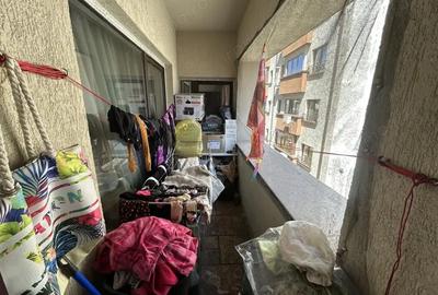 Apartament cu 2 camere decomandat, mobilat în Km 4 - 2