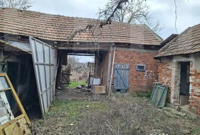 Casă cu 4 camere cu Teren 1000 Mp în Central - 5