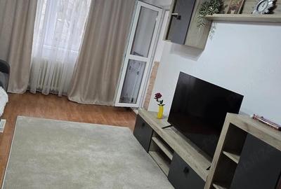 Apartament cu 3 camere decomandat, mobilat în Apărătorii Patriei - 1