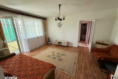 Apartament cu 3 camere semidecomandat în Central - 2