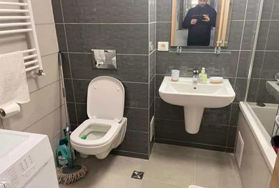 Apartament cu 2 camere semidecomandat în Tractorul - 8