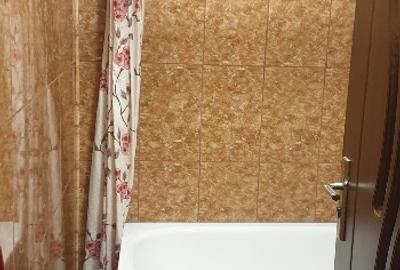 Inchiriez garsoniera zona umt 200 euro/luna - 2
