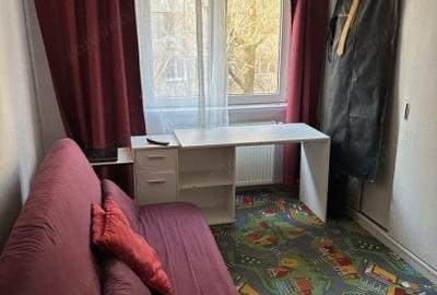 Apartament cu 3 camere semidecomandat în Berceni - 4
