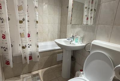 Apartament cu 2 camere semidecomandat, mobilat în 1 Mai - 5