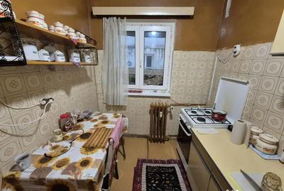 Apartament cu 3 camere decomandat în 1 Mai - 13