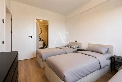 Apartament cu 4 camere decomandat, mobilat în Central - 8