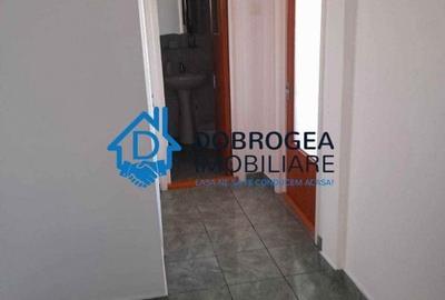Apartament cu 4 camere decomandat în Ultracentral