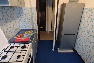 ICIL  Apartament  2 Camere Decomandat Etajul 3/4 Bloc Caramida Gaze La Usa - 10