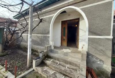 De vanzare casa Uroi - 9