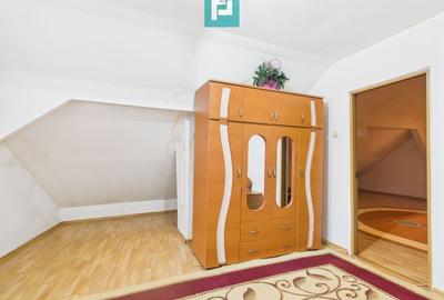 Două case, curte mare, lângă Castelul Corvinilor - 22