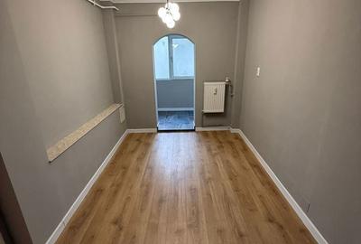 Apartament cu 2 camere decomandat în Calea București - 5