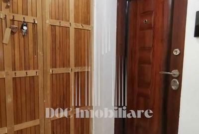 Garsonieră semidecomandată, mobilată în Vitan