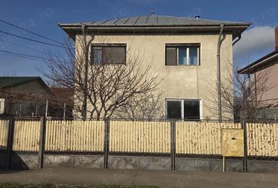 Casă cu 3 camere cu Teren 800 Mp în Amara - 3