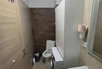 Garsonieră decomandată în Central - 2