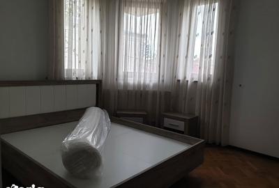 Apartament cu 4 camere în Central - 15