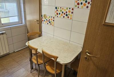 Apartament cu 3 camere decomandat, mobilat în Obor - 12