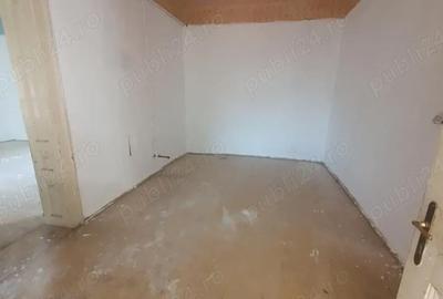 Casă cu 5 camere cu Teren 2259 Mp în Zădăreni - 11