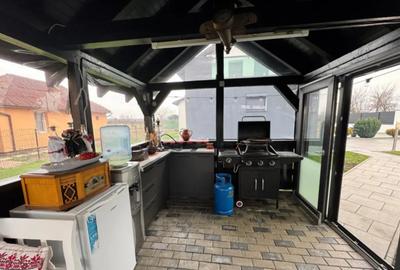 Casă cu 7 camere cu Teren 900 Mp în Hideaga - 1