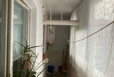 Vand ap. 2 camere cf.I decomandat, Obor. - 2