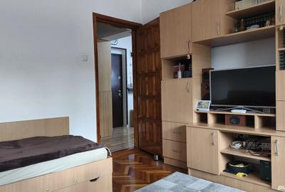 Apartament 2 camere + Garaj in Deva, zona Centrala, etajul 2 - 3