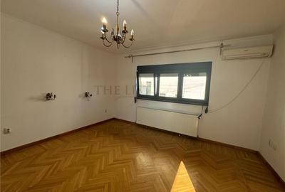 Casă individuală cu 10 camere cu Teren 300 Mp în Pipera - 5