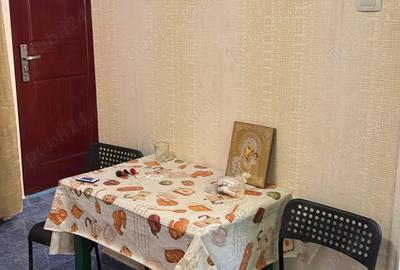 Inchiriez garsoniera zona 1 Decembrie 1918 Inchiriez garsoniera zona 1 Decembrie 1918 - 9