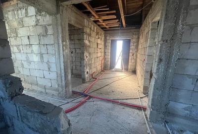 Vila P+1 Valea Lupului , str Cuza Voda cu 700 mp teren - 11
