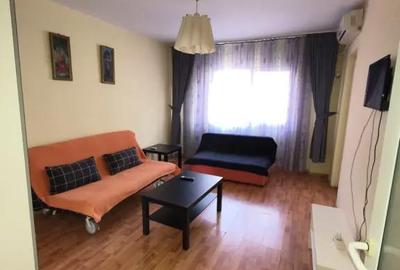 Garsonieră decomandată în Moșilor