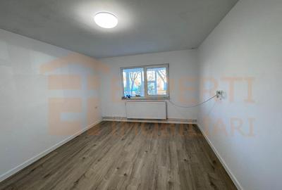 Apartament cu 2 camere decomandat în Inel II - 2