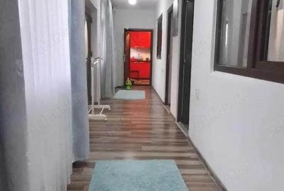 Casă cu 3 camere în Central - 2