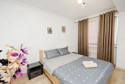 Apartament cu 3 camere în Carierei - 1