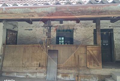 Casă cu 4 camere în Laz - 4