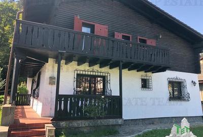 De vanzare pensiune in Sinaia De vanzare pensiune in Sinaia - 1