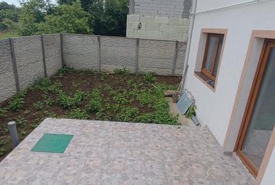 Casă cu 5 camere cu Teren 200 Mp în Berceni