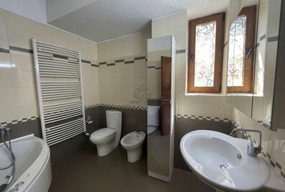 Casă individuală cu 6 camere cu Canalizare în Nord - 6