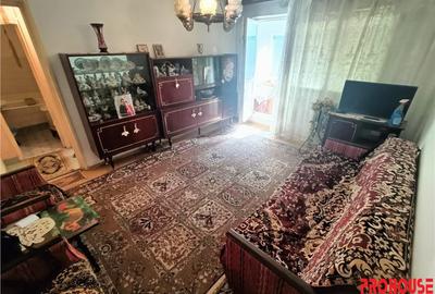 Apartament cu 2 camere semidecomandat în Central - 1