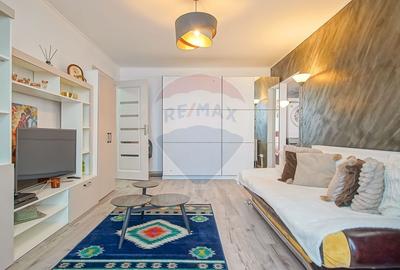 Apartament cu 2 camere semidecomandat în Griviței