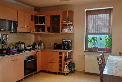 Casă cu 6 camere cu Teren 431 Mp în Aradului - 10