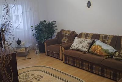 Apartament cu 2 camere decomandat în Poarta 6 - 6