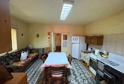 Casa de vanzare cu anexe pe un teren de 754 mp - 9